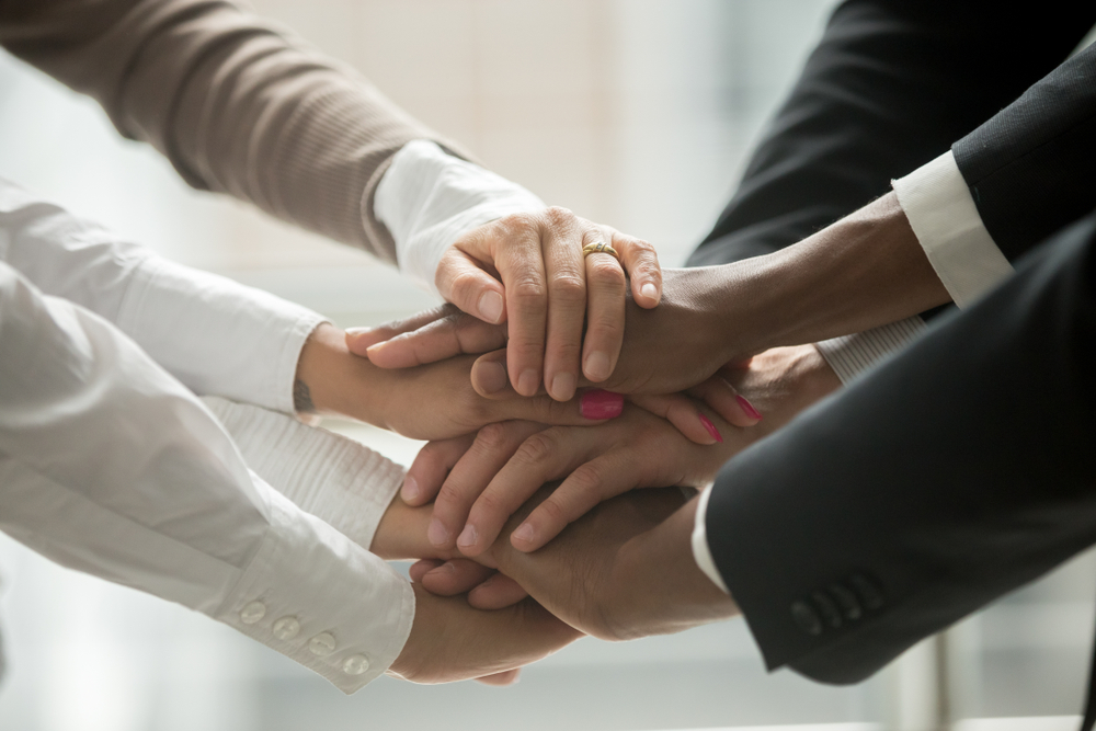group unite at motivating training